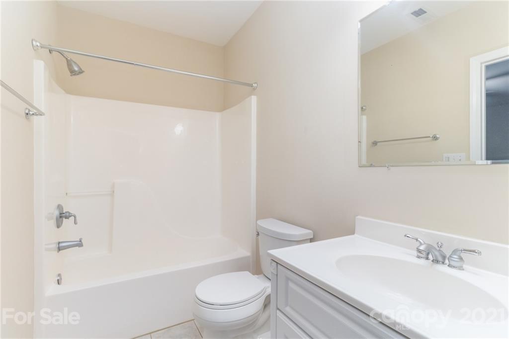 307 Sandymead Road Matthews, NC 28105 - Photo 18 of 20 Gallery Image 18