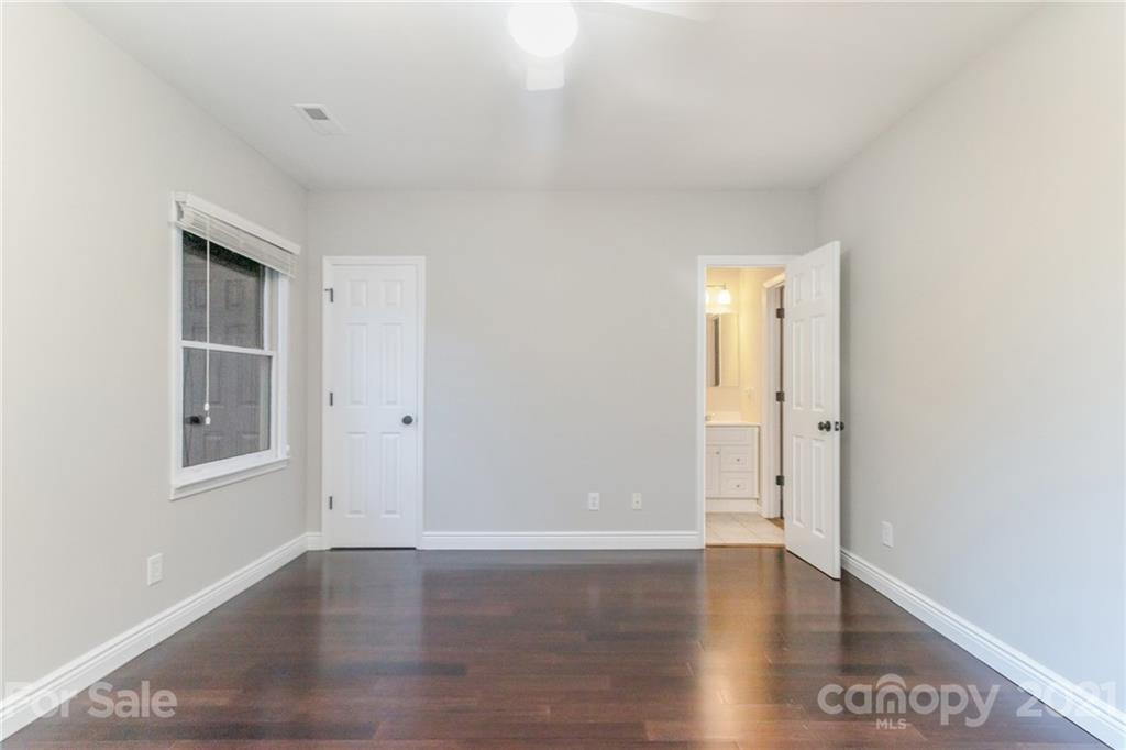 307 Sandymead Road Matthews, NC 28105 - Photo 9 of 20 Gallery Image 9