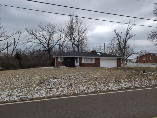 7074 Farmington Road Miamisburg, OH 45342 - Photo 2 of 5