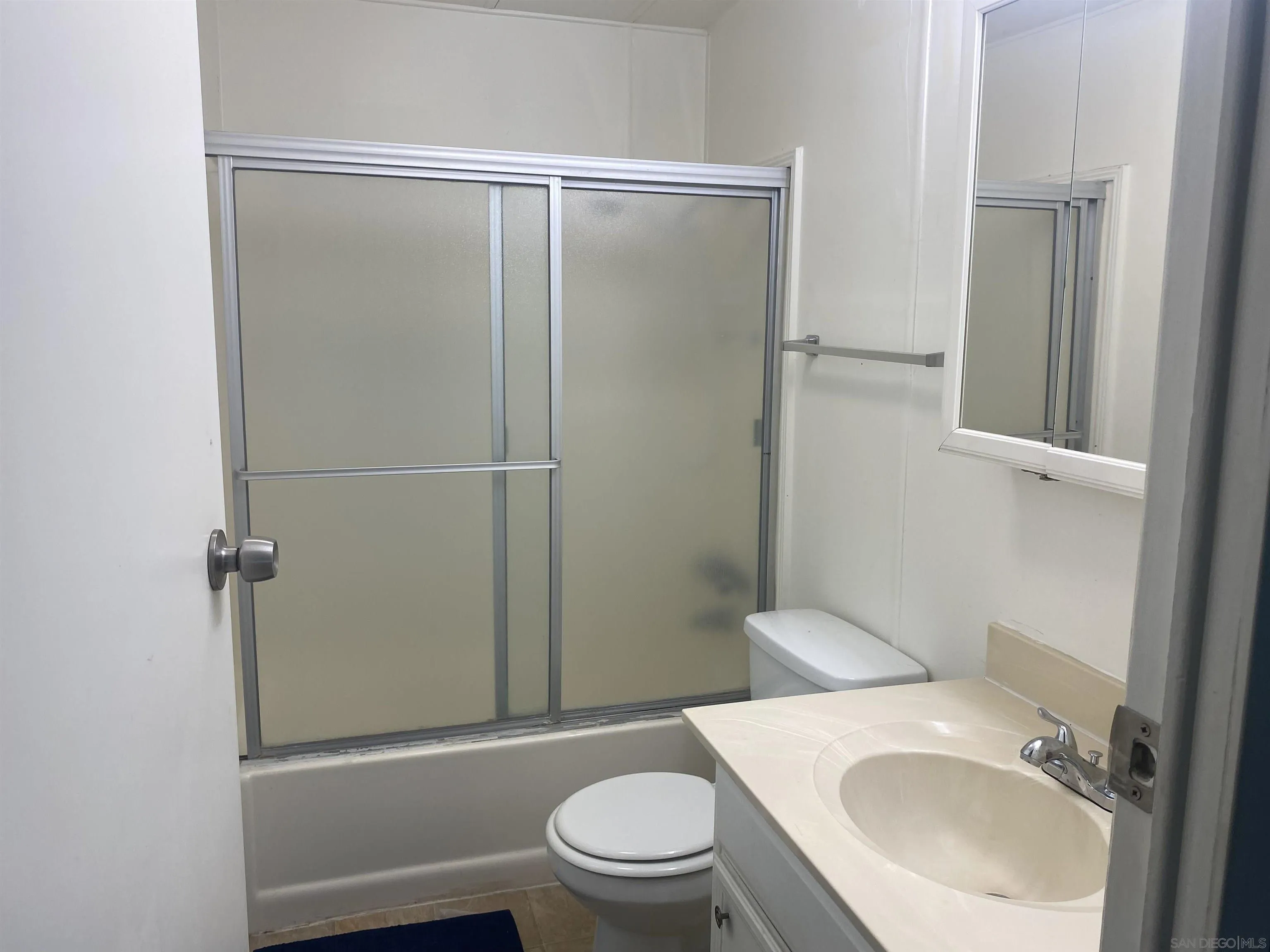 14291 Rios Canyon Road, Unit 46 El Cajon, CA 92021 - Photo 16 of 31