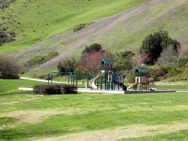 17530 Sugarmill Road Salinas, CA 93908 - Photo 8 of 9 Gallery Image 8