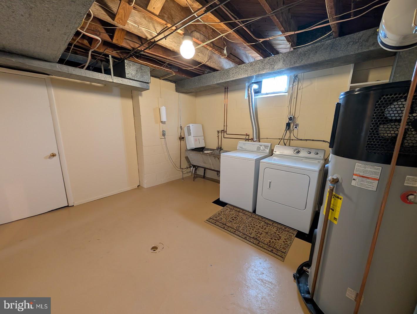 411 Devon Road Camp Hill, PA 17011 - Photo 33 of 33 a utility room with dryer and washer
