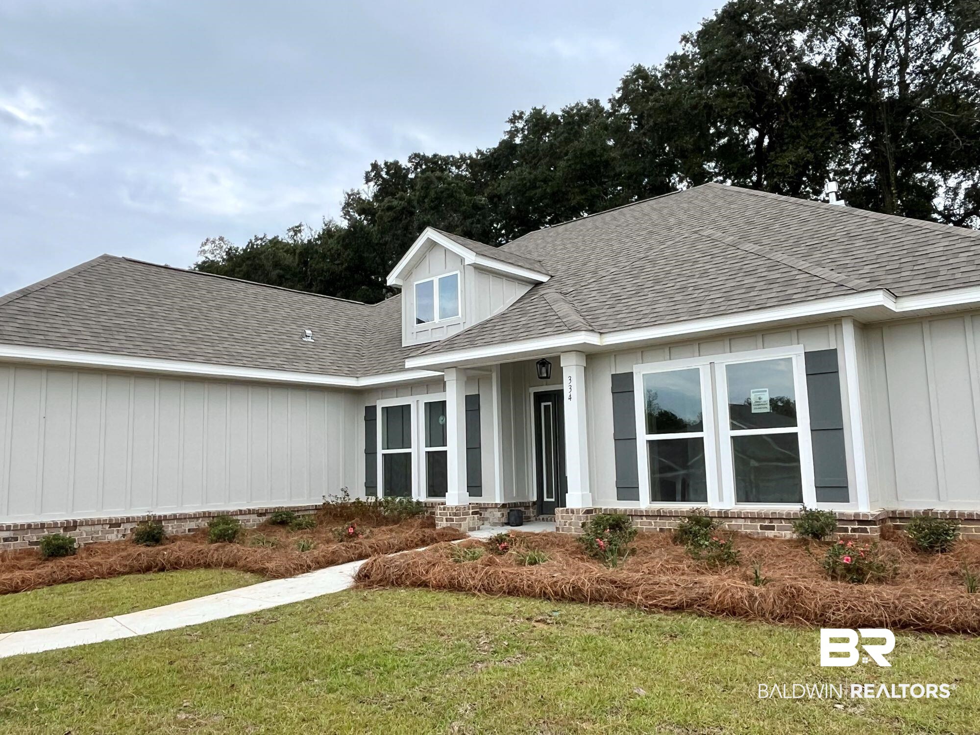 334 Barndling Street Fairhope, AL 36532 - Photo 5 of 34 View of front of house with a front yard