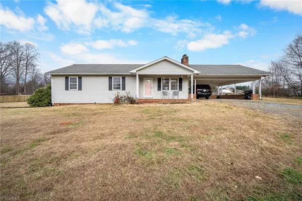 $215,000 | 343 Pin Oak Drive, Clemmons, NC 27012