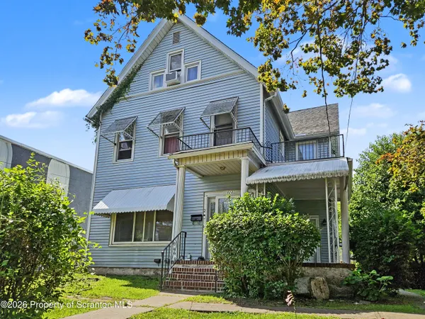 $1,300 | 828 Cedar Avenue, Unit 1, Scranton, PA 18505