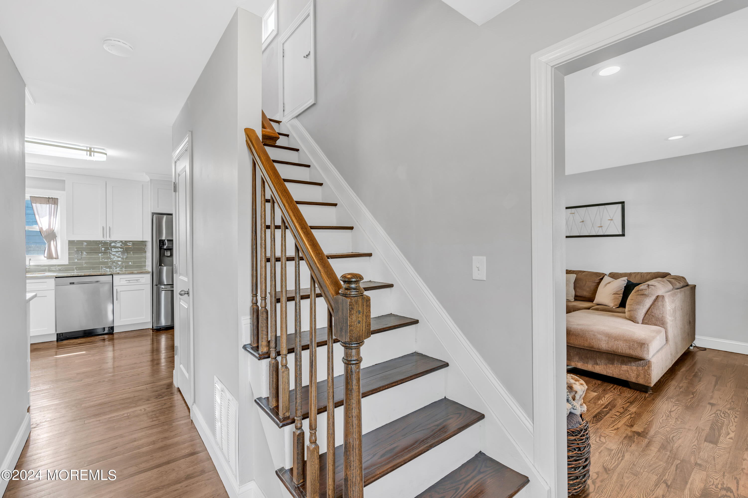 301 Sudbury Road Point Pleasant, NJ 08742 - Photo 5 of 55 014_dsc09967