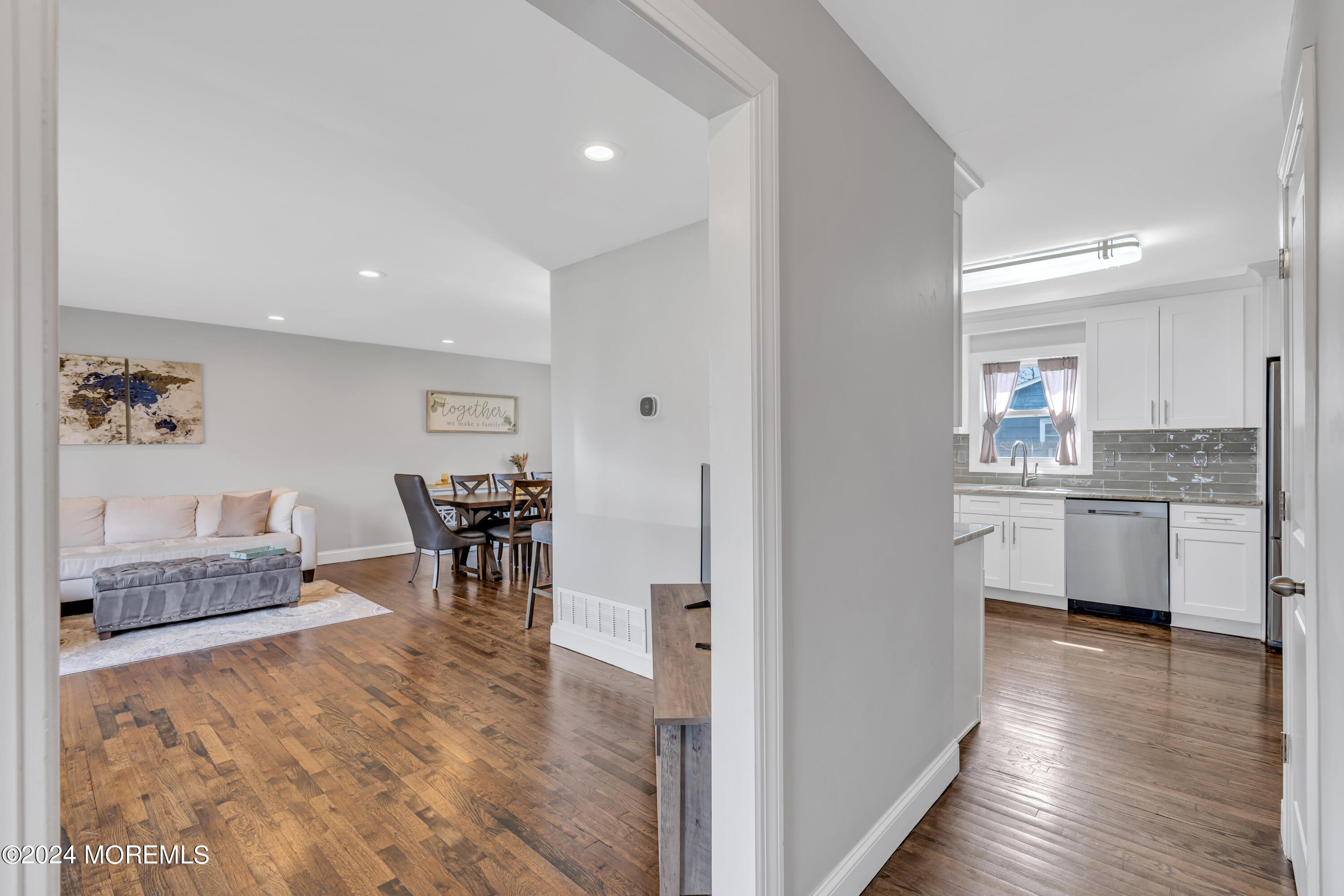 301 Sudbury Road Point Pleasant, NJ 08742 - Photo 6 of 55 015_dsc09962