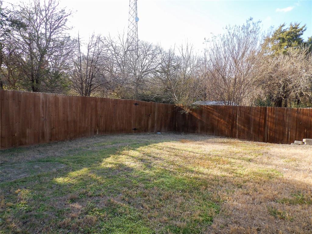 223 Juniper Ridge Court DeSoto, TX 75115 - Photo 27 of 33 View of fenced backyard
