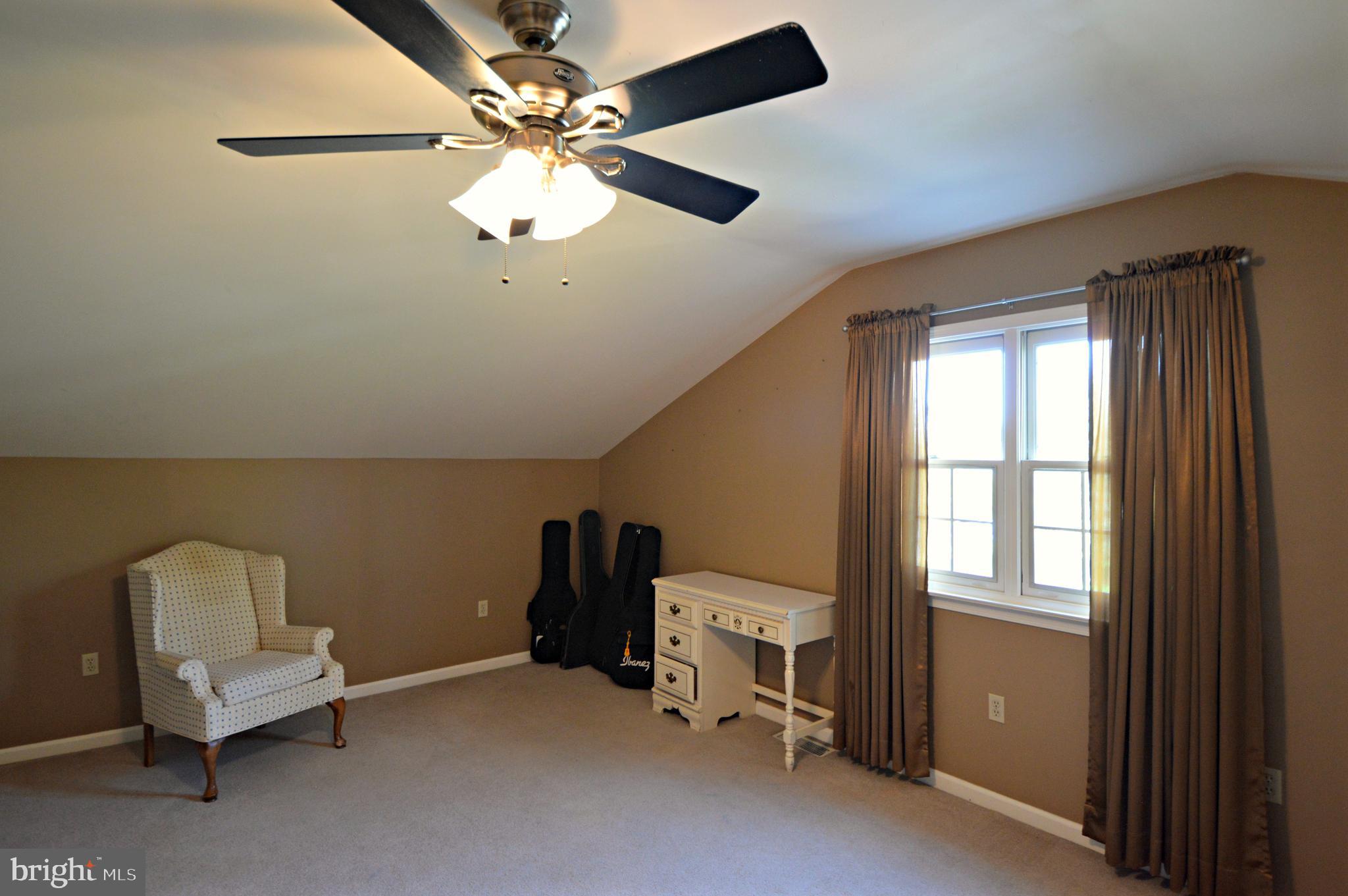 554 Crosswinds Drive Lititz, PA 17543 - Photo 17 of 28 Gallery Image 17