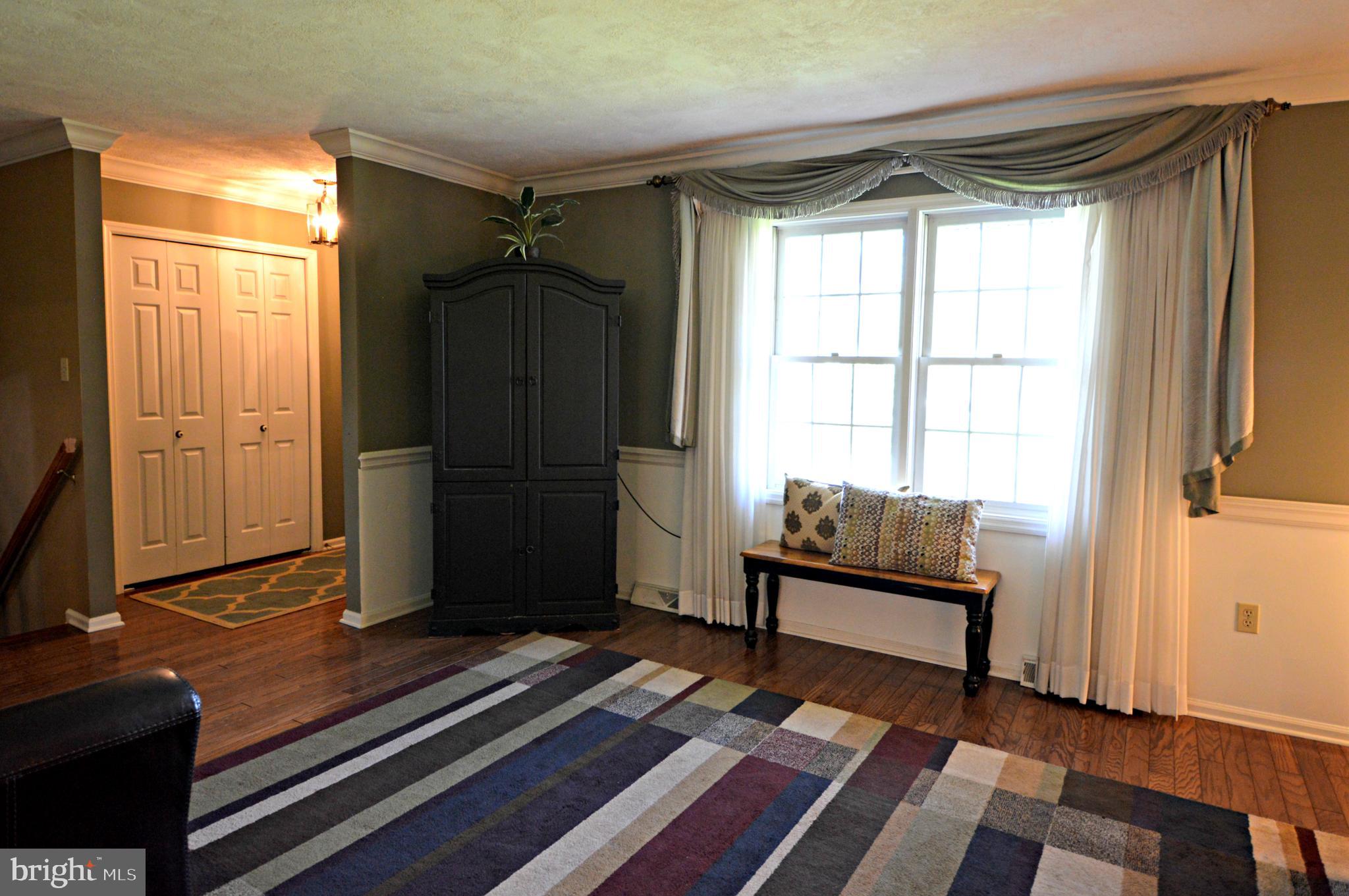 554 Crosswinds Drive Lititz, PA 17543 - Photo 4 of 28 Gallery Image 4