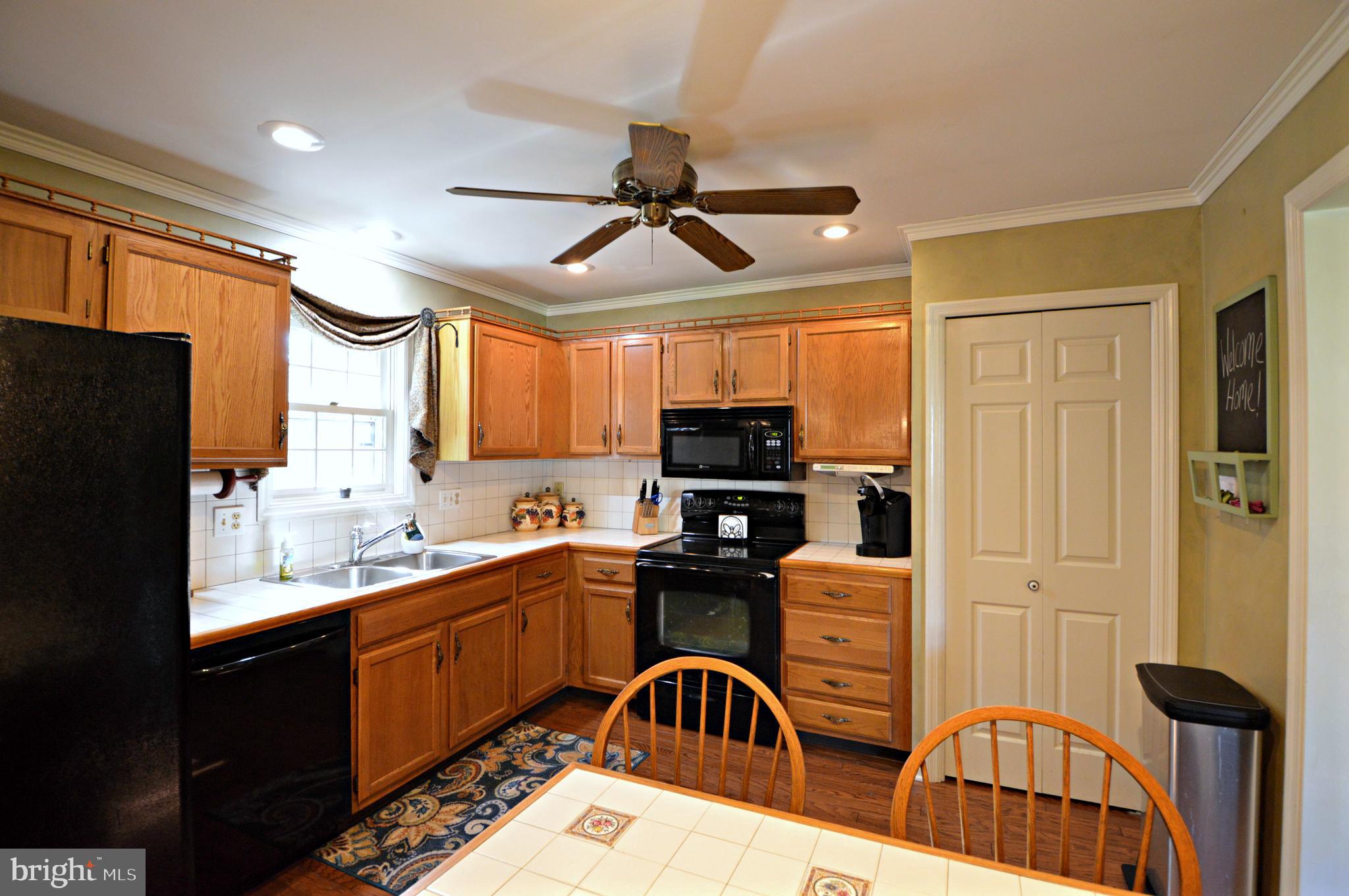 554 Crosswinds Drive Lititz, PA 17543 - Photo 6 of 28 Gallery Image 6
