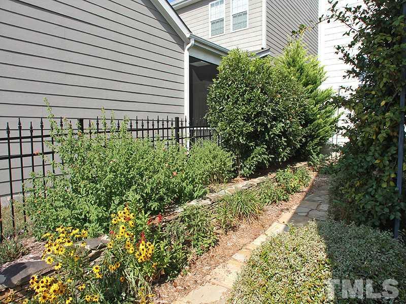 1333 Formal Garden Way Raleigh, NC 27603 - Photo 20 of 25