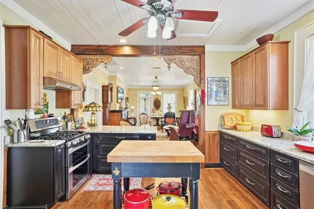 $425,000 | 901 Main Street, Madisonville, LA 70447