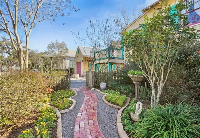 $425,000 | 901 Main Street, Madisonville, LA 70447