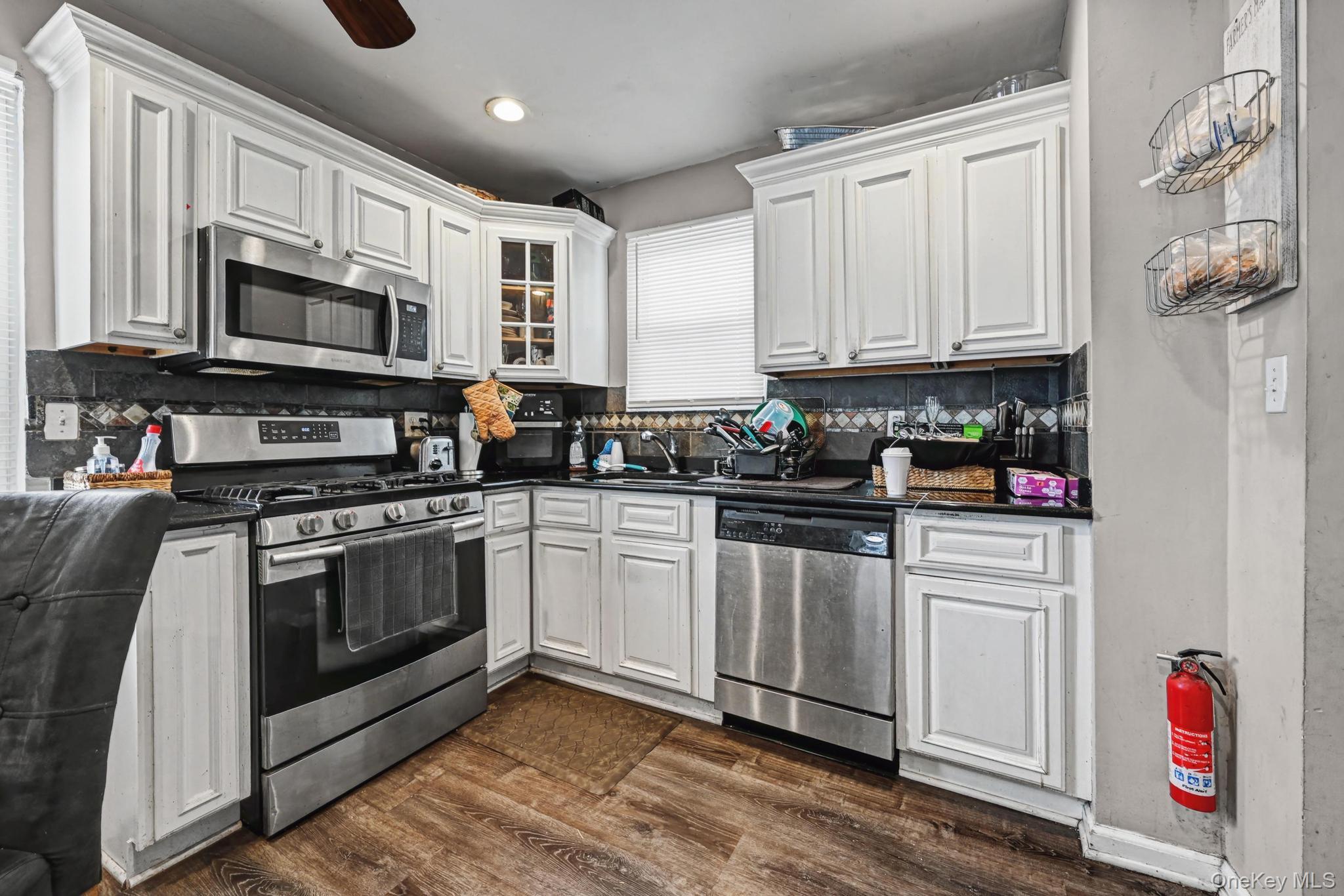 216-09 115th Road Queens, NY 11411 - Photo 4 of 24