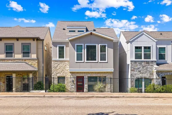 $599,000 | 648 Aspen Valley Lane, Dallas, TX 75208