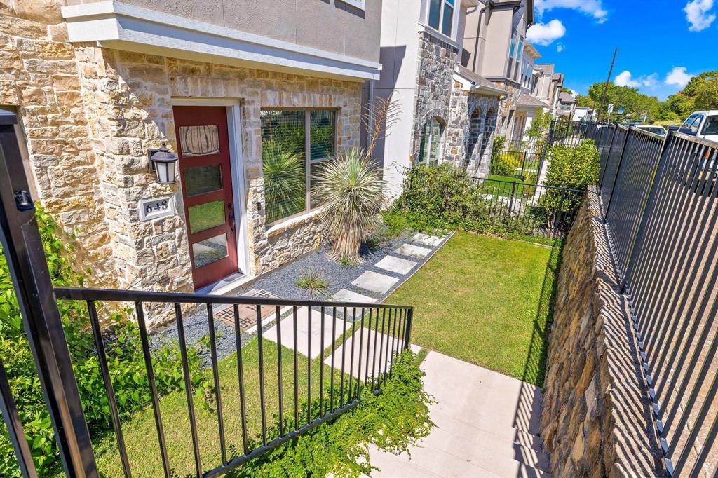 648 Aspen Valley Lane Dallas, TX 75208 - Photo 38 of 38