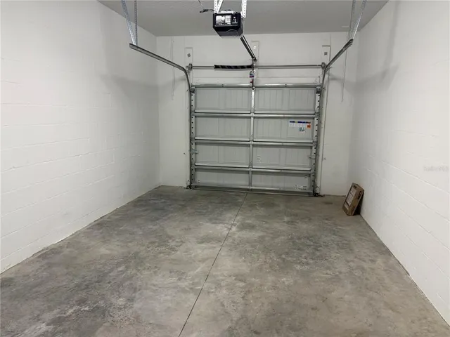 $1,975 | 10232 Trumpet Honeysuckle Way, San Antonio, FL 33576