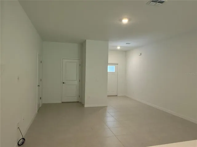 $1,975 | 10232 Trumpet Honeysuckle Way, San Antonio, FL 33576