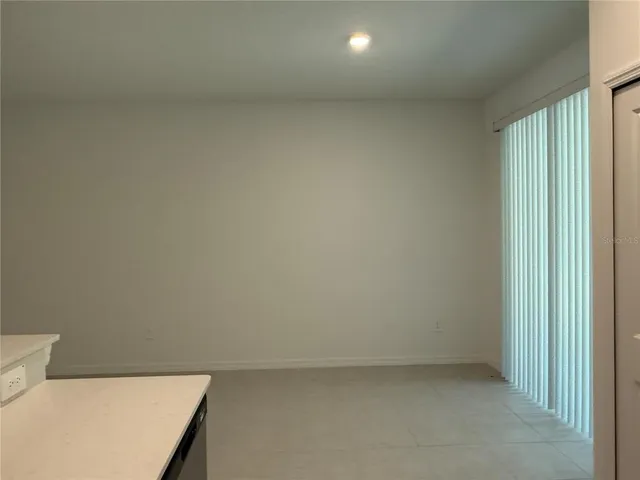 $1,975 | 10232 Trumpet Honeysuckle Way, San Antonio, FL 33576