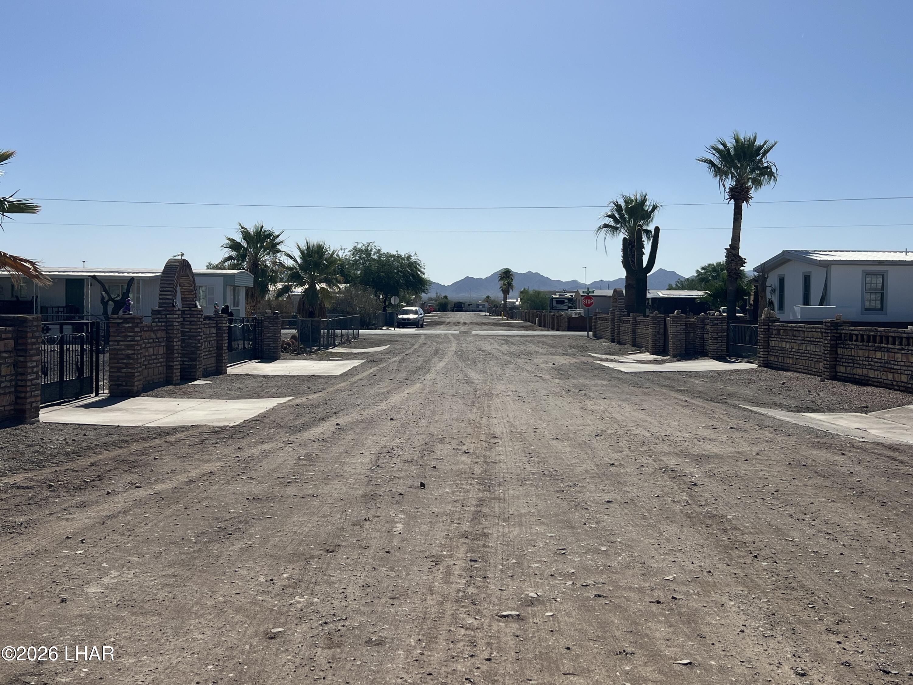 776 Granada Drive Quartzsite, AZ 85346 - Photo 39 of 39 Looking East