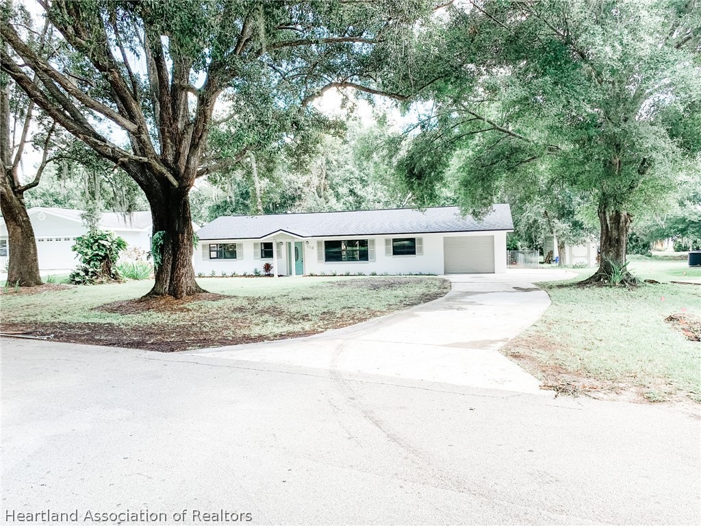 116 Lakeside Road Sebring, FL 33870 - Photo 1 of 17 Gallery Image 1