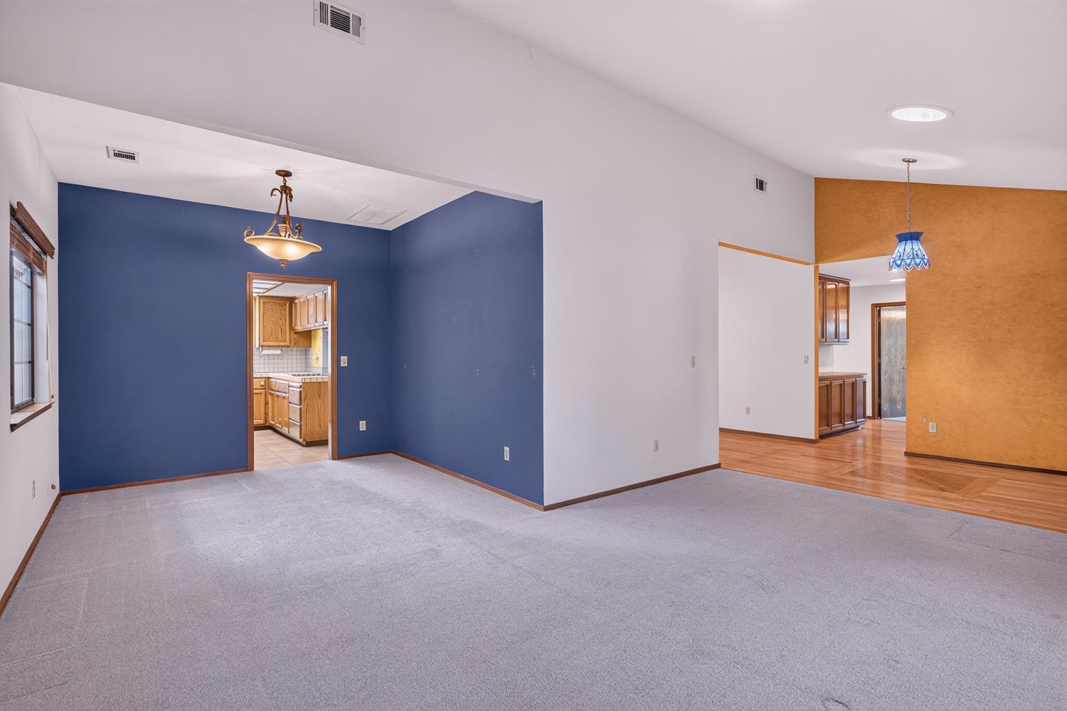 5312 Engle Road Carmichael, CA 95608 - Photo 10 of 60 Gallery Image 10