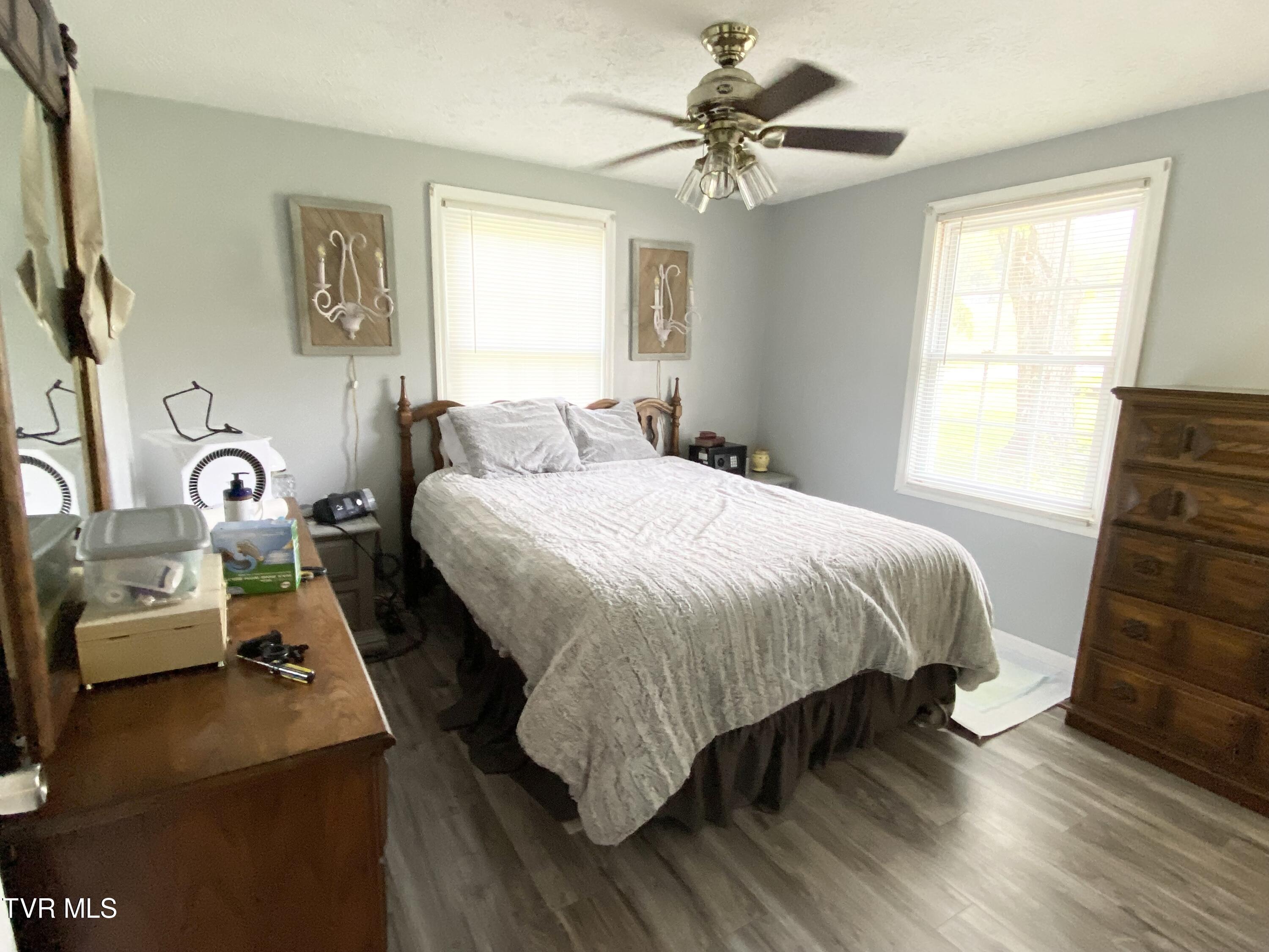 102 Popular Grove Road Elizabethton, TN 37643 - Photo 54 of 65 IMG_1880