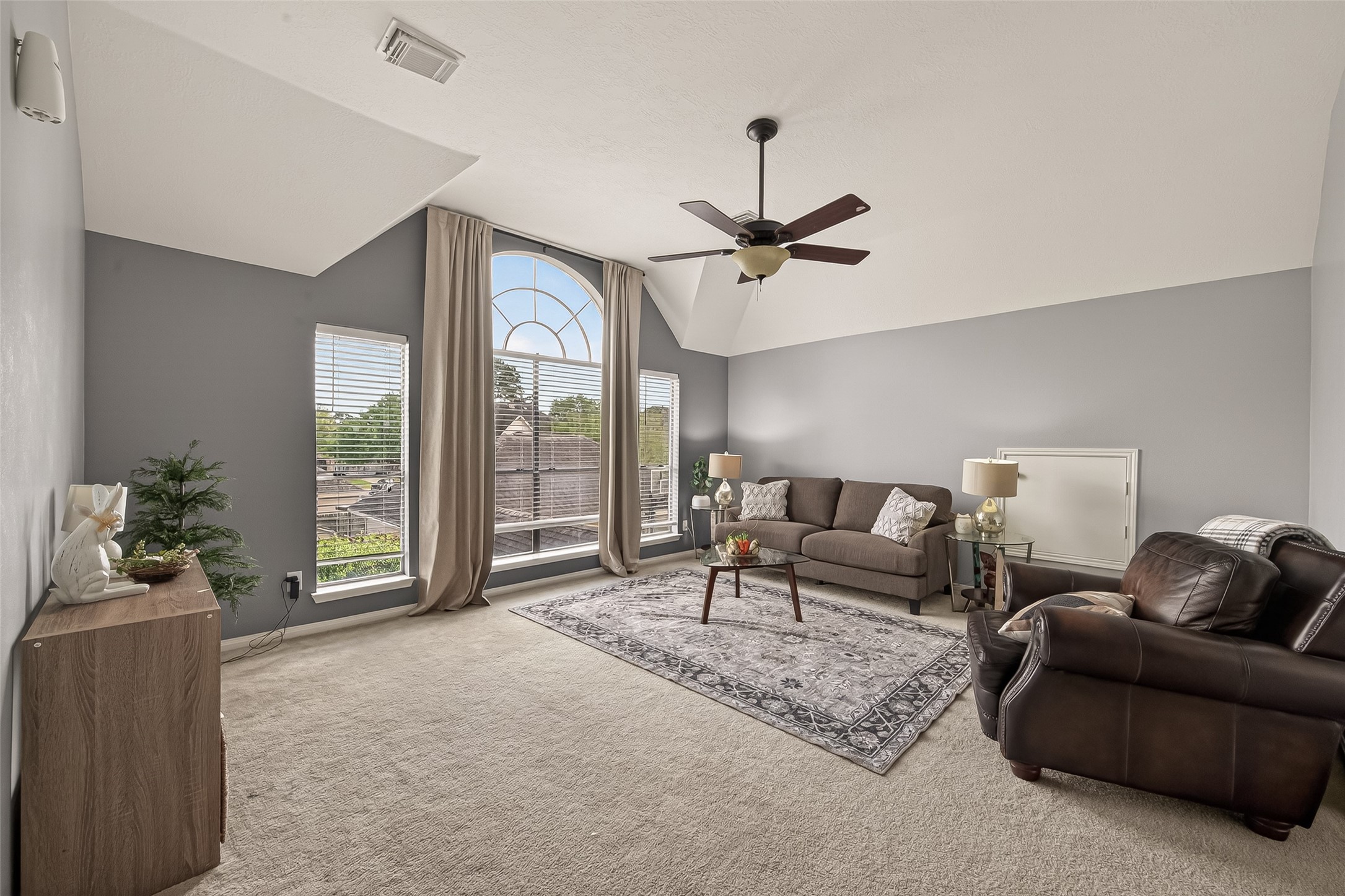 405 PecanGrove Dickinson, TX 77539 - Photo 32 of 46