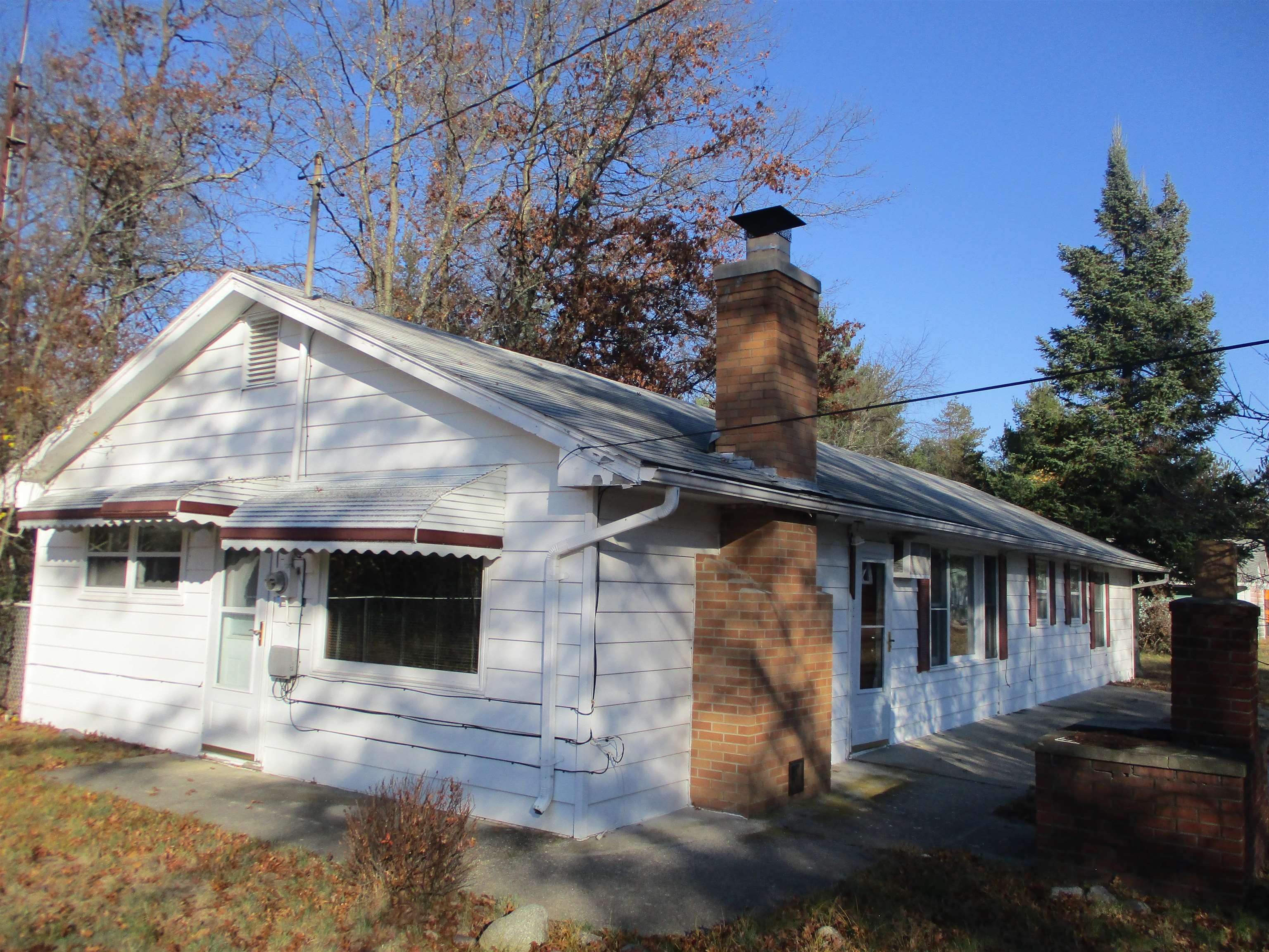 2452 North St Helen Road St. Helen, MI 48656 - Photo 3 of 27 1913854-2.JPG