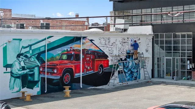 $340,000 | 1716 Summit Avenue, Unit 4, Richmond, VA 23230