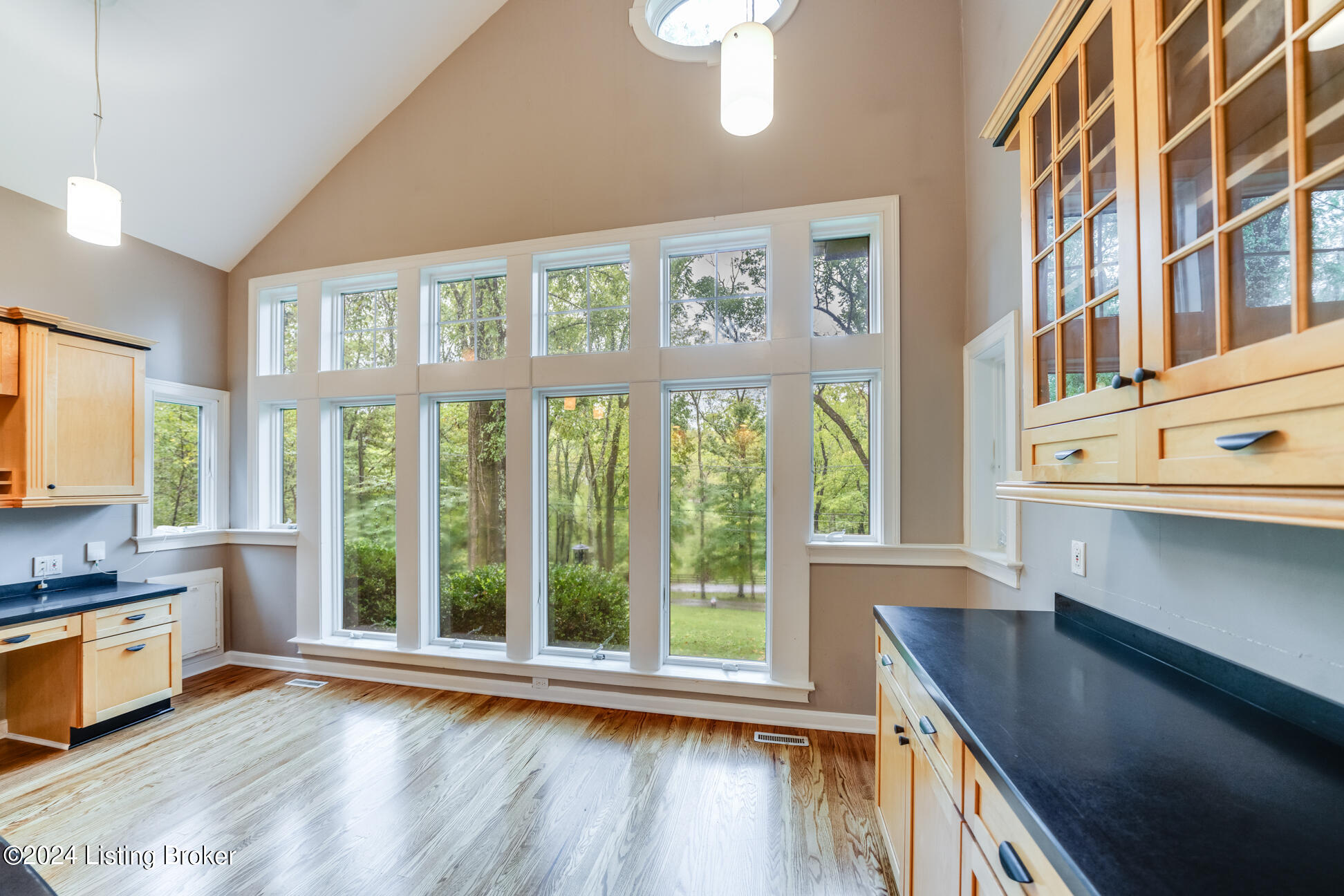 2511 Woodside Road Louisville, KY 40207 - Photo 14 of 82 2511-Woodside-Rd_Updated_018