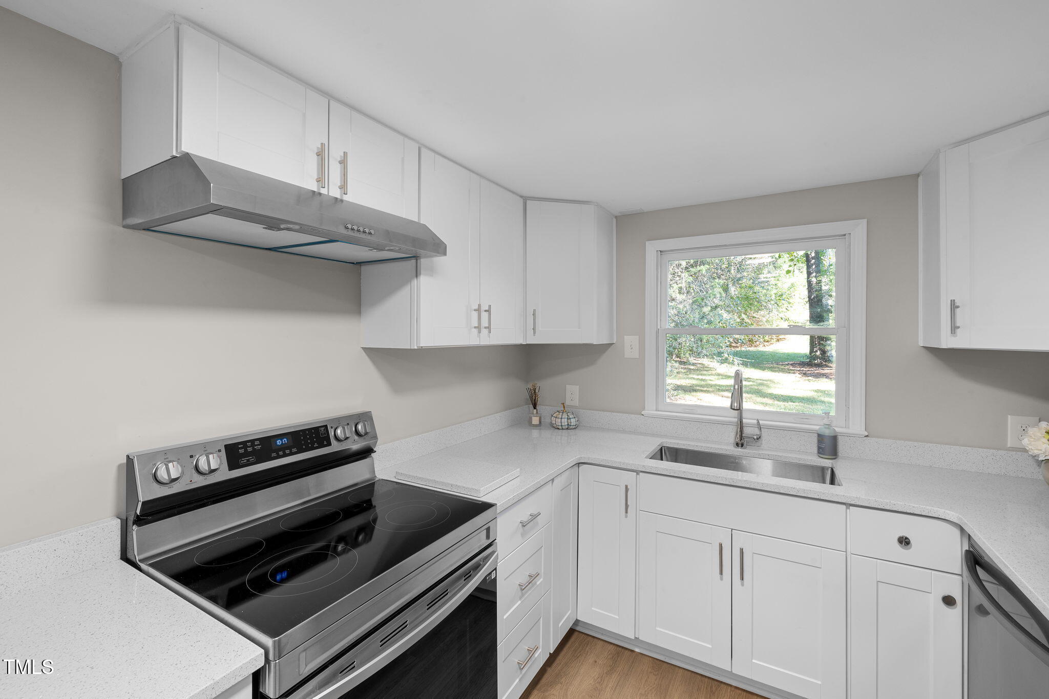 3513 Tryon Road Raleigh, NC 27603 - Photo 15 of 36 20-web-or-mls-7K5A2750