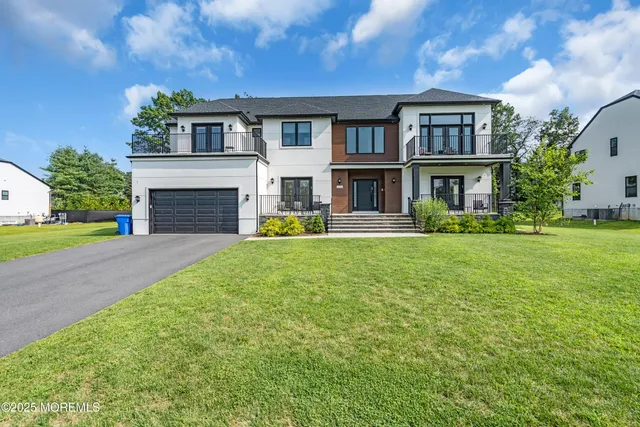a front view of house with yard