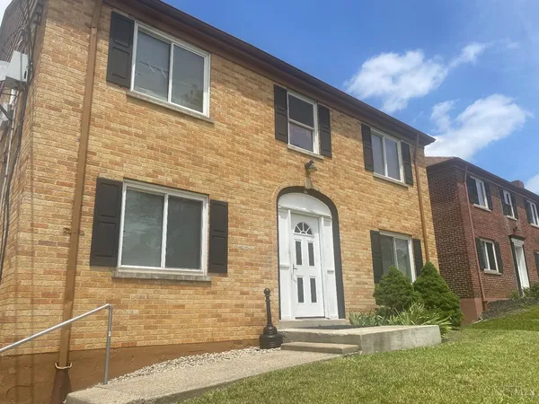 $320,000 | 26 Gahl Terrace, Cincinnati, OH 45215