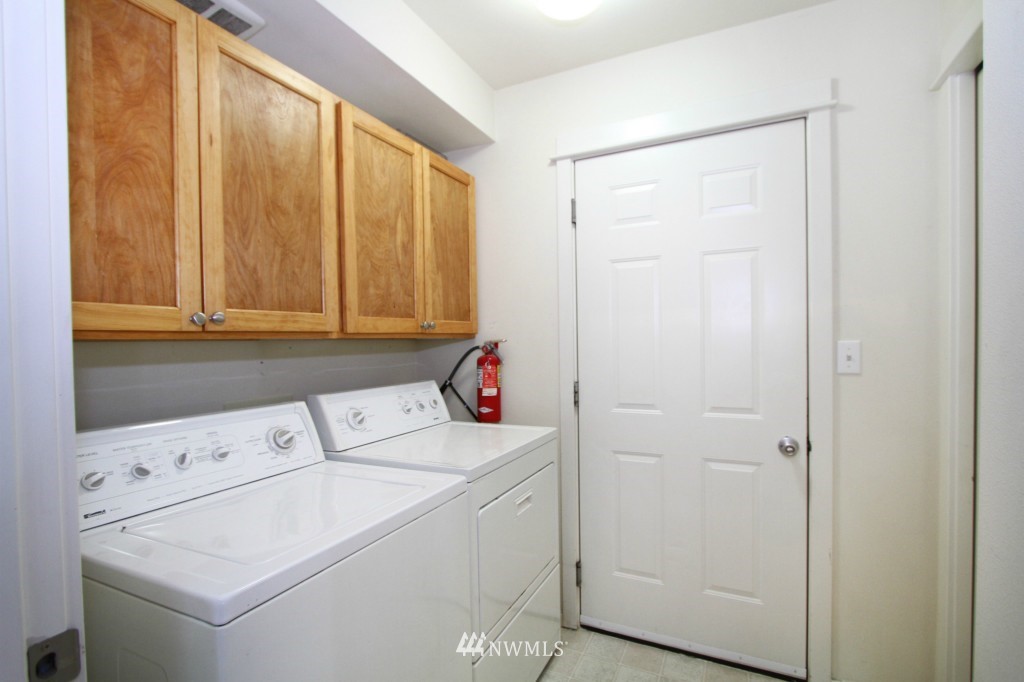2009 196th Street Southeast, Unit E 101 Bothell, WA 98012 - Photo 12 of 17