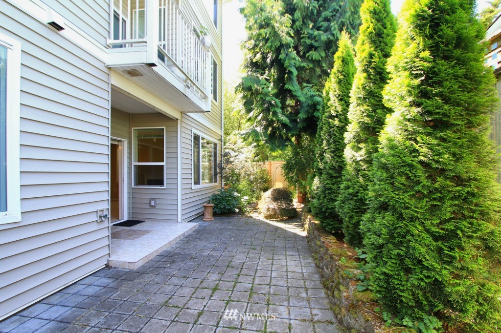 2009 196th Street Southeast, Unit E 101 Bothell, WA 98012 - Photo 14 of 17