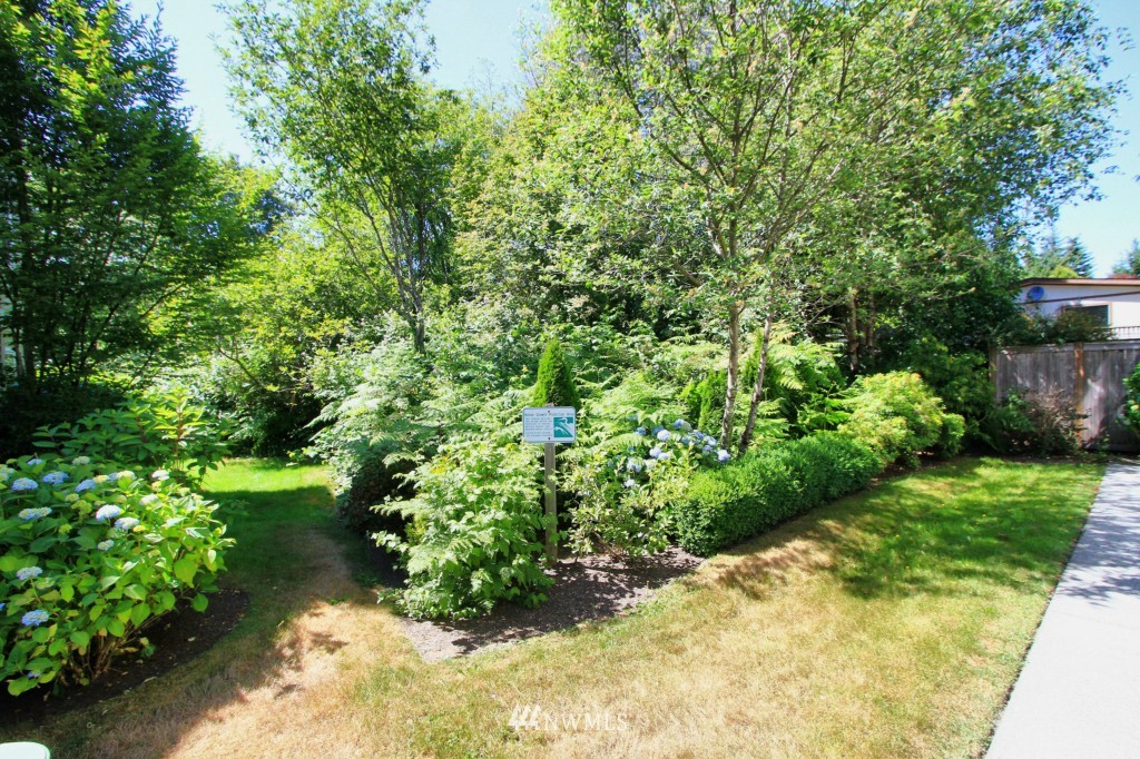 2009 196th Street Southeast, Unit E 101 Bothell, WA 98012 - Photo 4 of 17