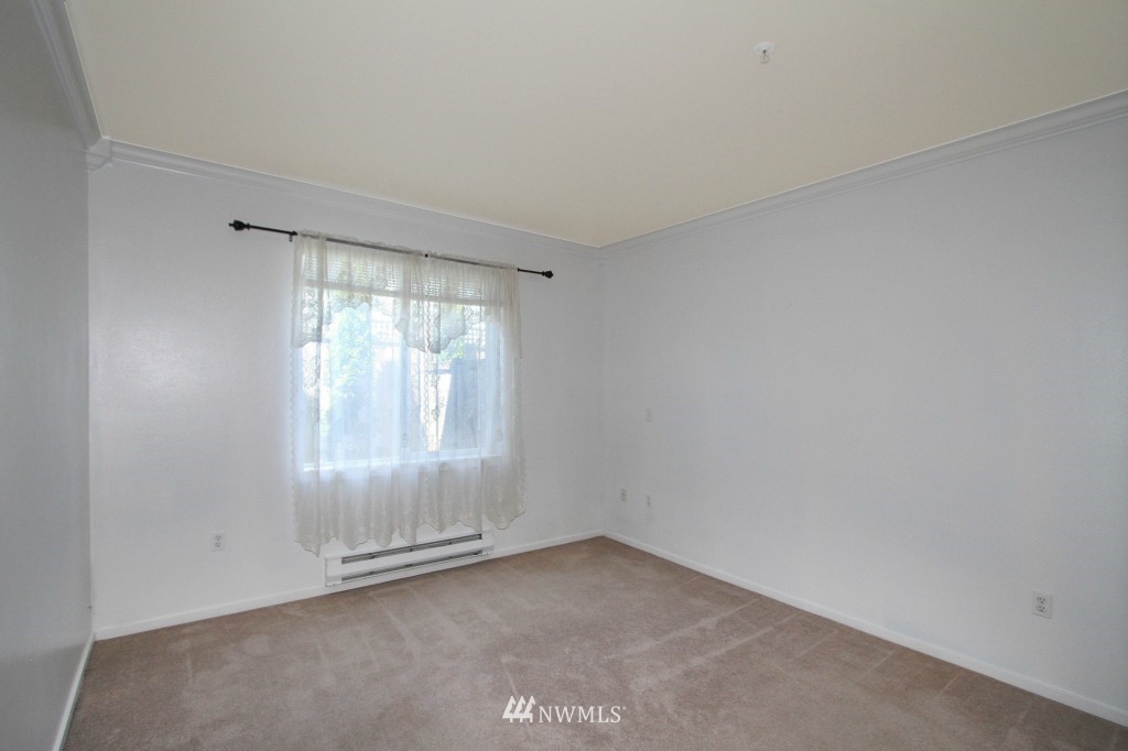 2009 196th Street Southeast, Unit E 101 Bothell, WA 98012 - Photo 8 of 17