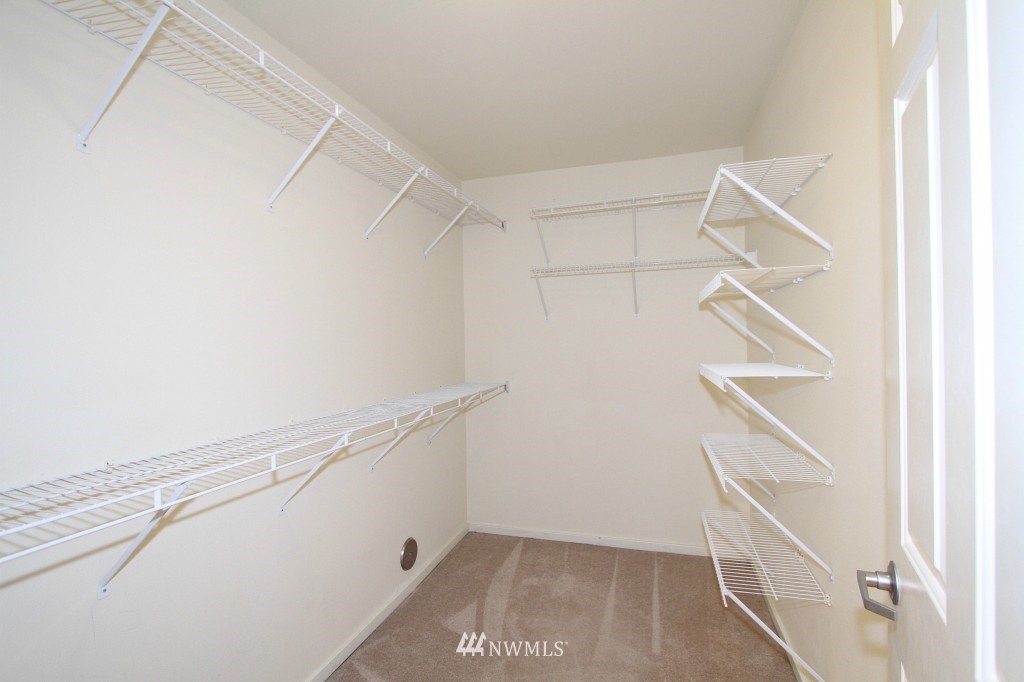 2009 196th Street Southeast, Unit E 101 Bothell, WA 98012 - Photo 10 of 17