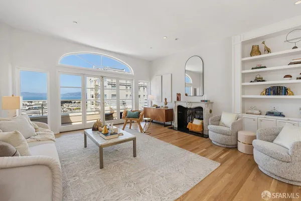 $2,750,000 | 2139 Green Street, Unit I, San Francisco, CA 94123
