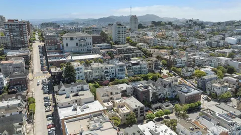 a picture of city view