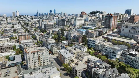 a picture of city view