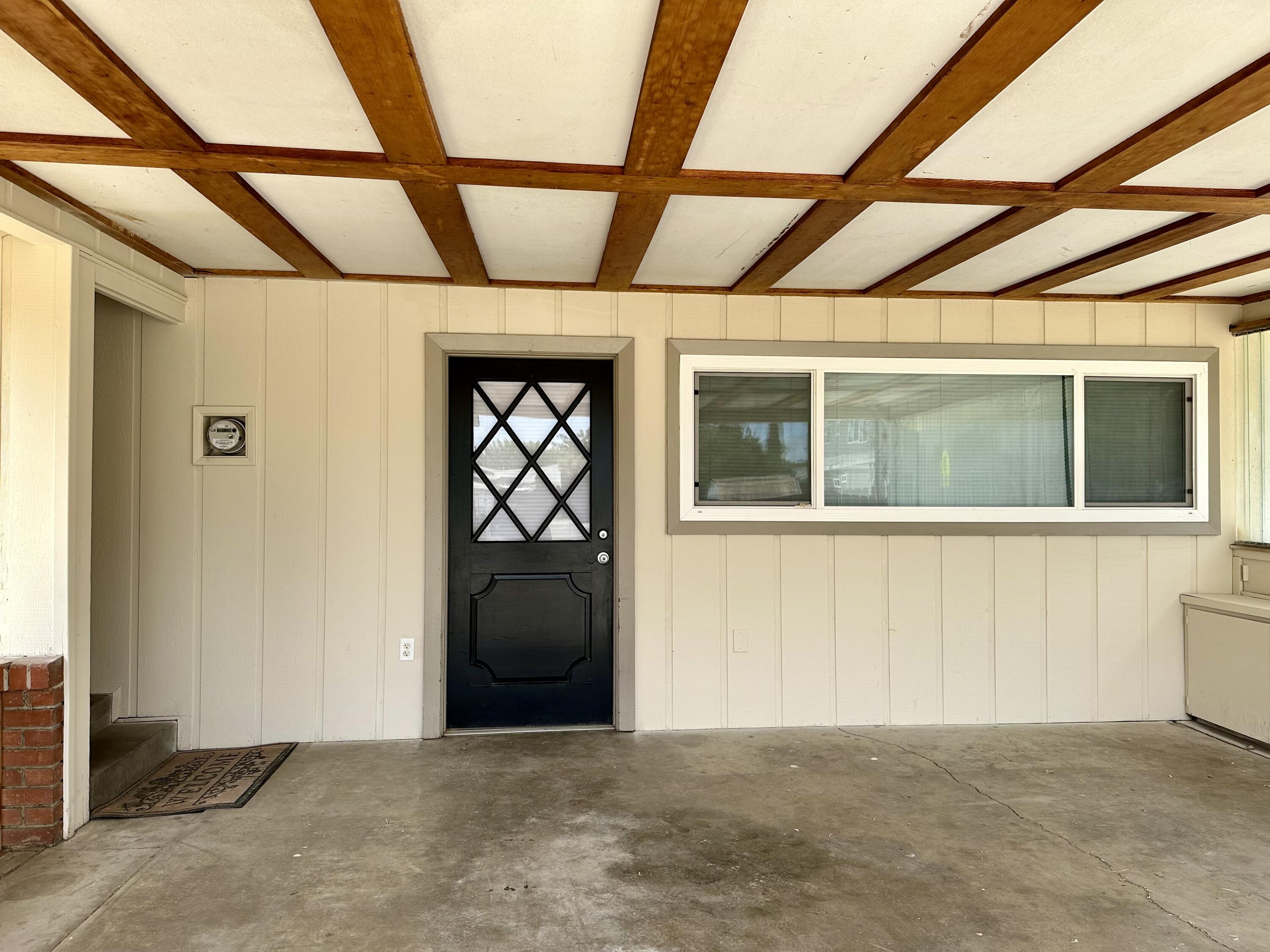815 West Maple Street Exeter, CA 93221 - Photo 7 of 47 IMG_1411