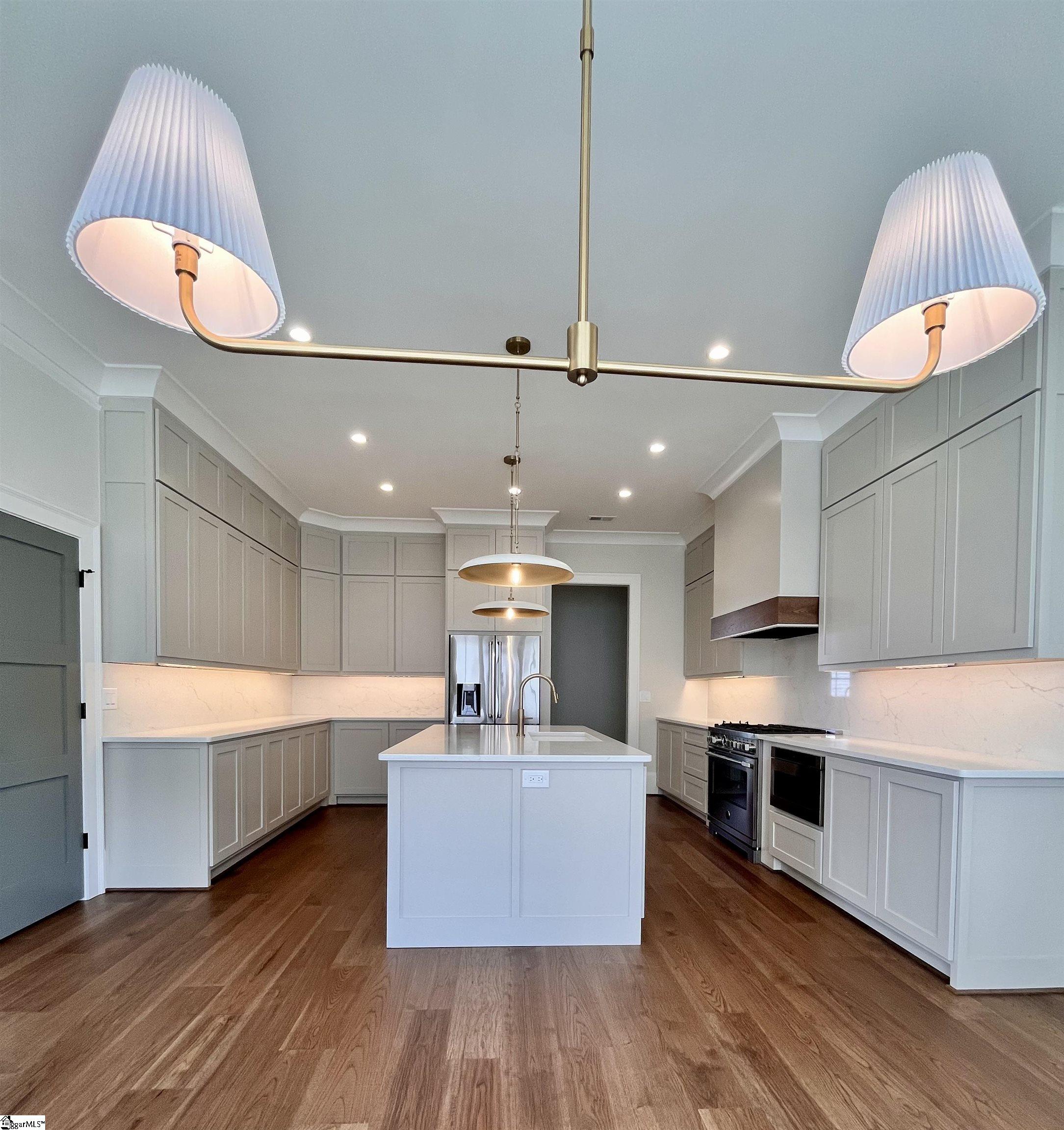 6 Wimbledon Road Piedmont, SC 29673 - Photo 2 of 33