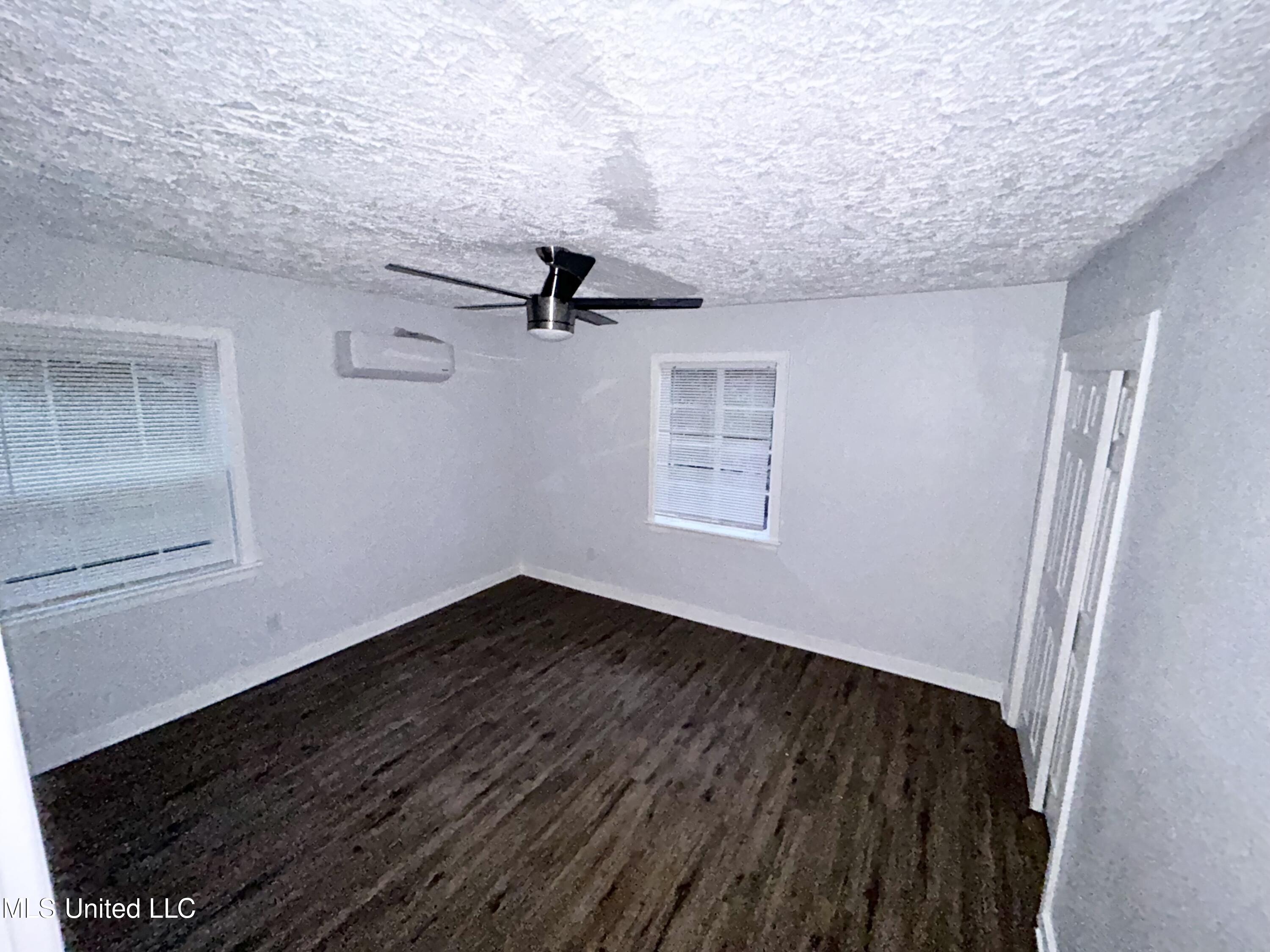 1722 Hampton Street Jackson, MS 39209 - Photo 6 of 10 Bedroom2