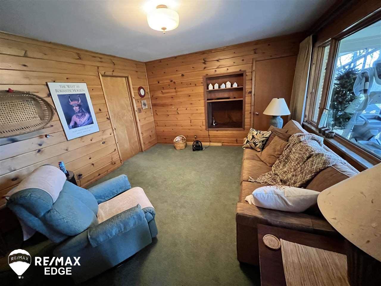 5129 South Genesee Road Grand Blanc, MI 48439 - Photo 16 of 25 50061121-15.JPG