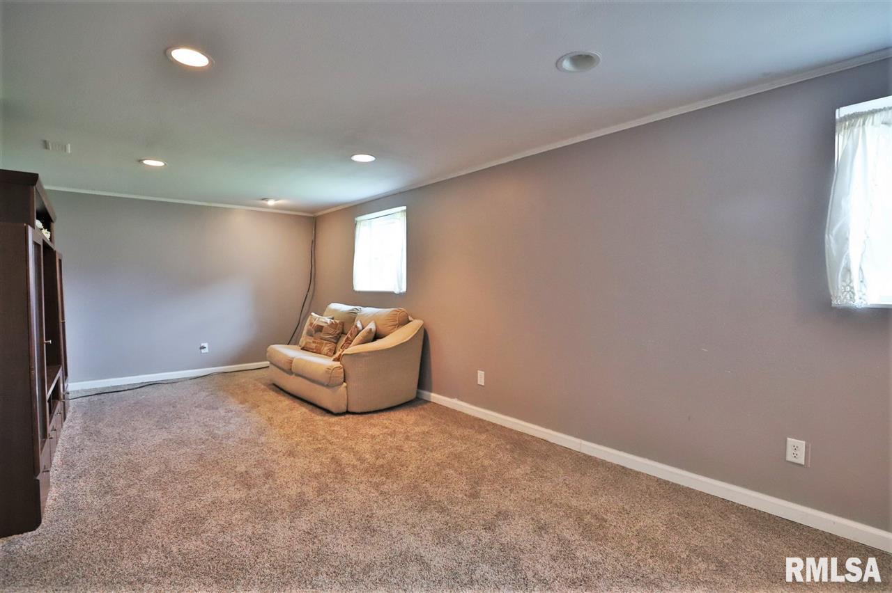 122 Partridge Road Marquette Heights, IL 61554 - Photo 29 of 36 Gallery Image 29