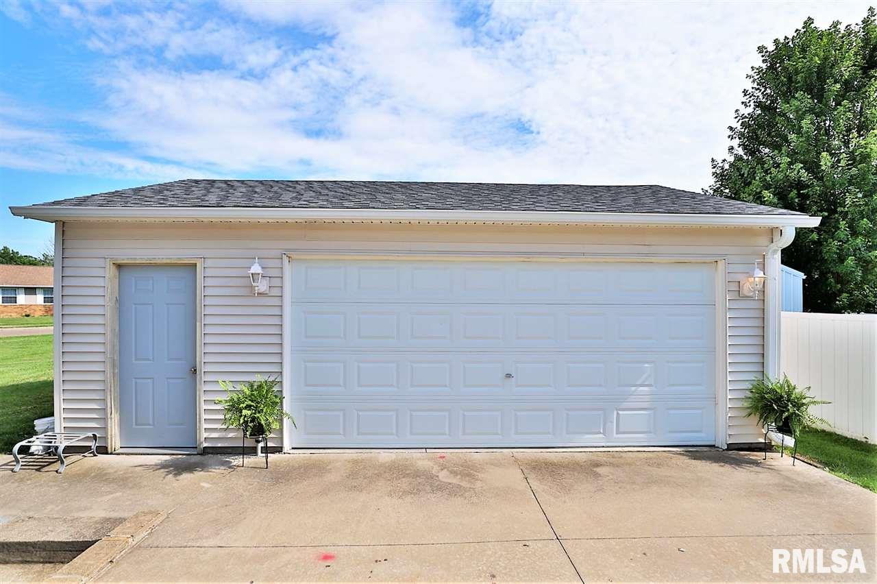 122 Partridge Road Marquette Heights, IL 61554 - Photo 6 of 36 Gallery Image 6