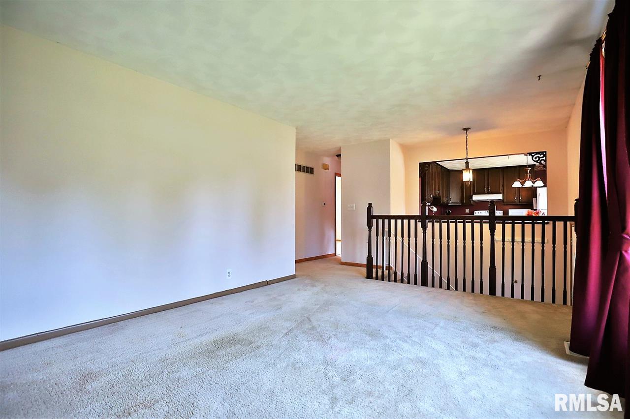 122 Partridge Road Marquette Heights, IL 61554 - Photo 9 of 36 Gallery Image 9